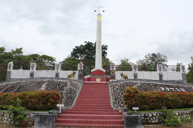 Tugu Toga Sinaga